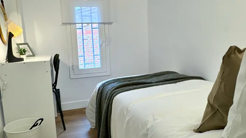 Habitación en calle Josué Lillo: imagen 1